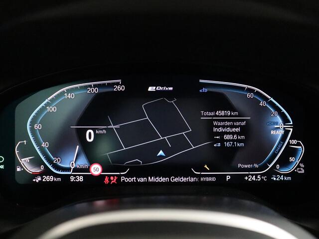 BMW X3 xDrive30e High Executive | M-Pakket | Adaptief Cruise Control! | 360° Camera!