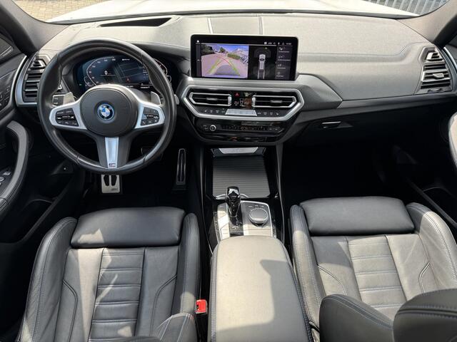BMW X3 xDrive30e M Sport Pano-Dak | Schaalstoel | Harman Kardon | HUD | Memory