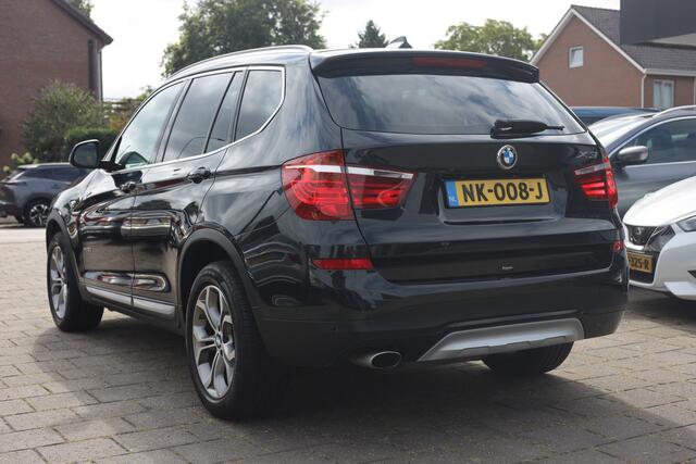 BMW X3 XDRIVE20D HIGH EXEC | NAVI | LEDER | PANO
