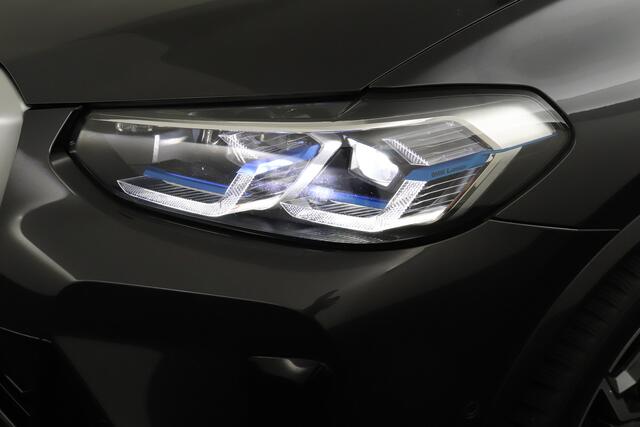 BMW X3 xDrive30e M-Sport NW Model Pano-dak Sportstoelen Head-up Display