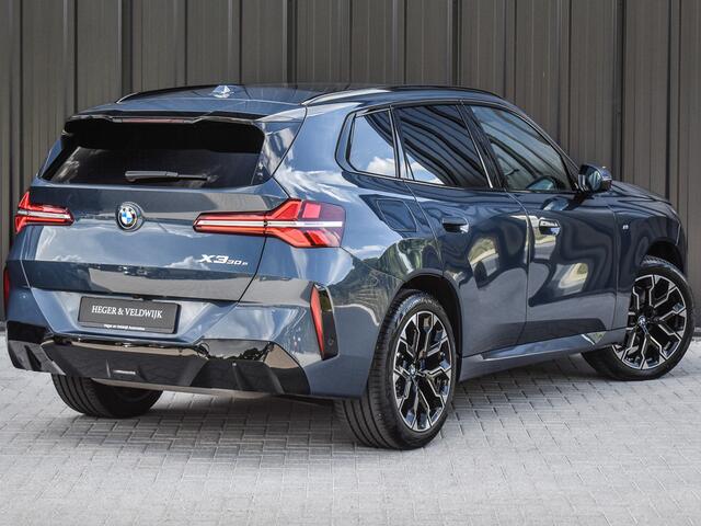BMW X3 30e xDRIVE M-SPORT | PANORAMADAK | ADAPTIVE SUSPENSION | COMFORT ACCESS | ELEKTR. VERSTELBARE STOELEN | HEAD UP DISPLAY | STOEL- EN STUURVERWARMING |360 CAMERA | ELEKTR. TREKHAAK | AMBIENT SFEER VERLICHTING