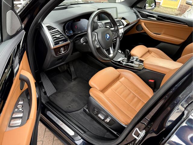 BMW X3 iX3 High Executive 80 kWh Panoramadak, 360 Camera, Trekhaak, Harman/Kardon