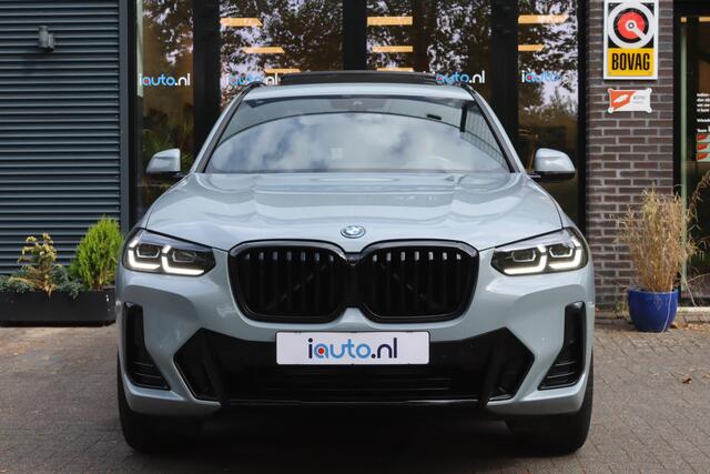 BMW X3 xDrive30e M-Sport Shadow Line Pano/Leder/LED/Camera/Elek. klep/Dodehoek/Sfeer/20"