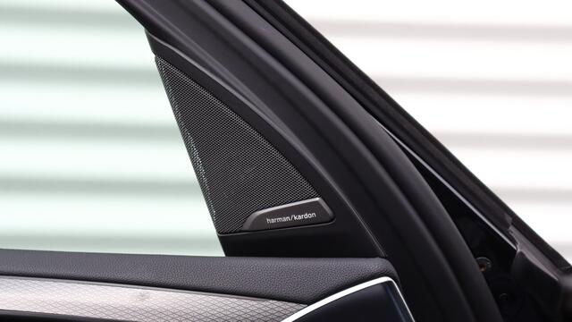 BMW X3 M40i xDrive High Executive | Harman/Kardon | Panoramadak | Head-up | Driving Assistant Professional