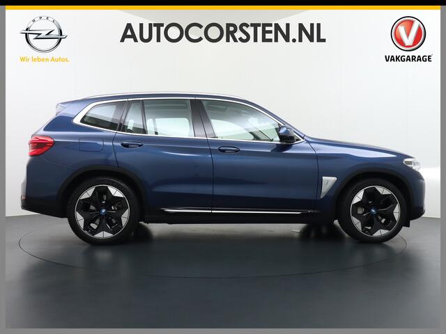 BMW X3 iX3 High Executive 80kWh Leder Adap.Cruise Apple Carplay Android Auto Navi Ecc 360°Camera Panoramaschuifdak Harman&Kardon®SurroundSound Pdc DAB Elek.Stoel+Memory HeadsUpD. Stoelverwarming Parkeer+Achteruitrij assistent Led Origineel Nederlandse Auto Zeer