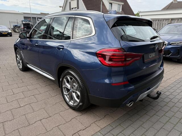 BMW X3 xDrive20i Executive X-Line