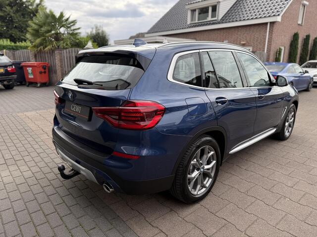 BMW X3 xDrive20i Executive X-Line