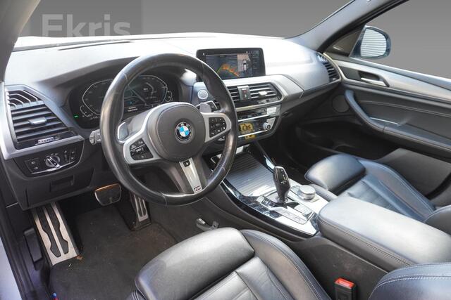 BMW X3 xDrive30e High Executive | Model M Sport | Harman Kardon Surround Sound Systeem | Glazen panoramadak | Trekhaak met elektrisch wegklapbare kogel