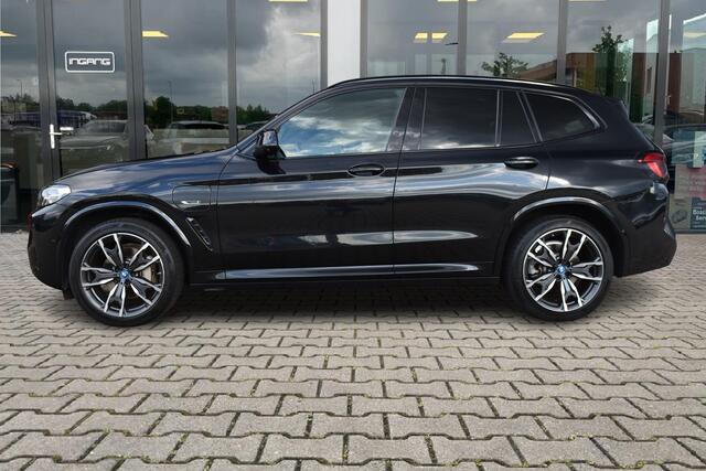 BMW X3 xDrive30e M Pakket | Pano | 360 Camera | H/K | Head-Up |