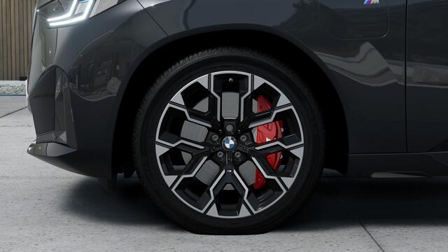 BMW X3 30e xDrive M Sport Automaat / Panoramadak / Trekhaak / Sportstoelen / Stoelventilatie / Adaptieve LED / Comfort Access / Stoelverwarming / Harman Kardon