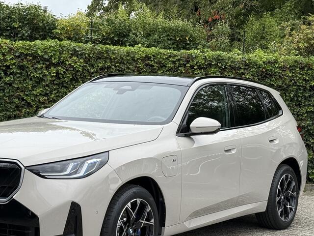 BMW X3 30e xDrive M-Sport | Panorama | Harman/Kardon | Co-Pilot | Trekhaak | 19" | 360 Cam | Comfort Acces