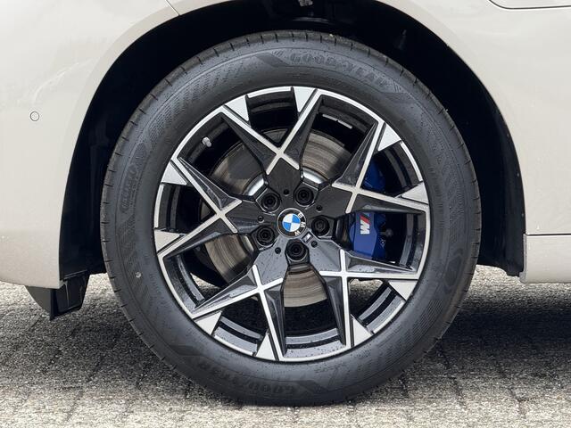 BMW X3 30e xDrive M-Sport | Panorama | Harman/Kardon | Co-Pilot | Trekhaak | 19" | 360 Cam | Comfort Acces