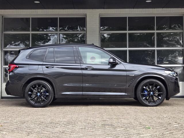 BMW X3 xDrive30e M SPORT | PANORAMA | M SPORT REMMEN | MEMORY STOELEN | TREKHAAK | 20 ICH LM VELGEN |
