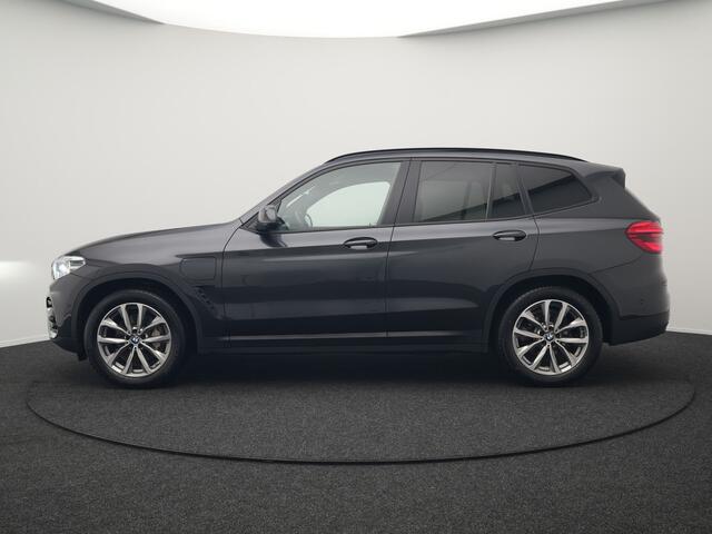 BMW X3 xDrive30e High Executive Plug In Hybrid 293pk Dealer O.H PHEV | Head Up | Cruise Control | 360 Camera | Lederen Sportstoelen Memory & Verwarmd | Keyless | Sfeerverlichting | Apple Carplay | Navigatie | DAB |