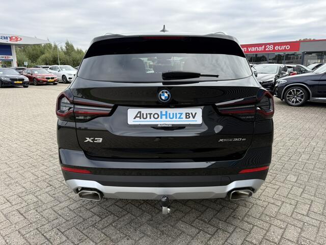 BMW X3 xDrive30e Advantage Trekhaak LED Leder Adaptieve Cruise Control Hifi Pakket DAB Adaptieve Verlichting 19 Inch 93% SOH