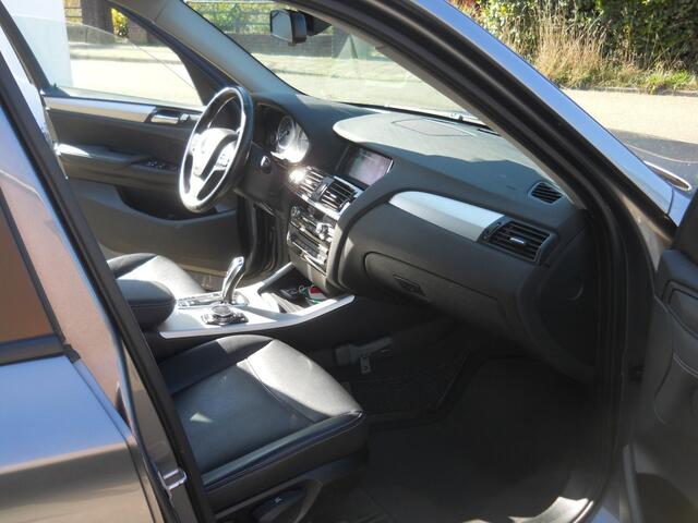 BMW X3 2.0i X-Drive