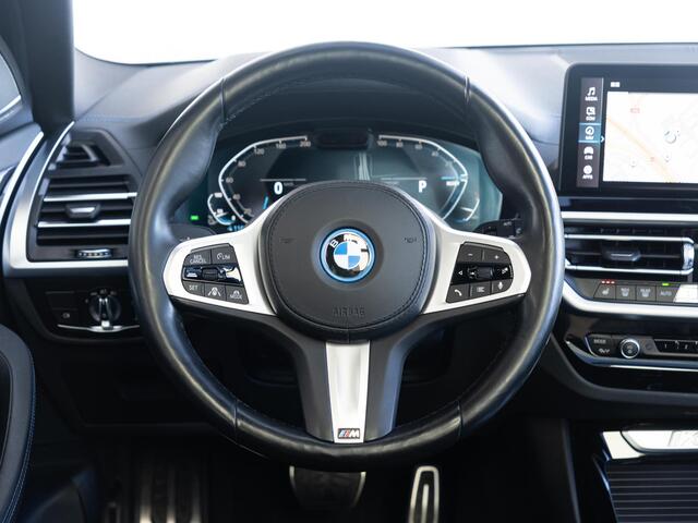 BMW X3 iX3 | High Executive | Parking Assistant Plus | Harman Kardon | Head-Up Display | Comfort Access | Stoelverwarming | 20'' | Trekhaak