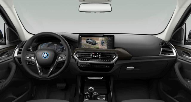 BMW X3 xDrive30e Parking/Driving Assistant - Head up - Hifi - Active Protection - Comfort Access - Elektrisch verwarmde voorstoelen - Zonneschermen achterportierruiten - Sportstoelen - Performance Control -