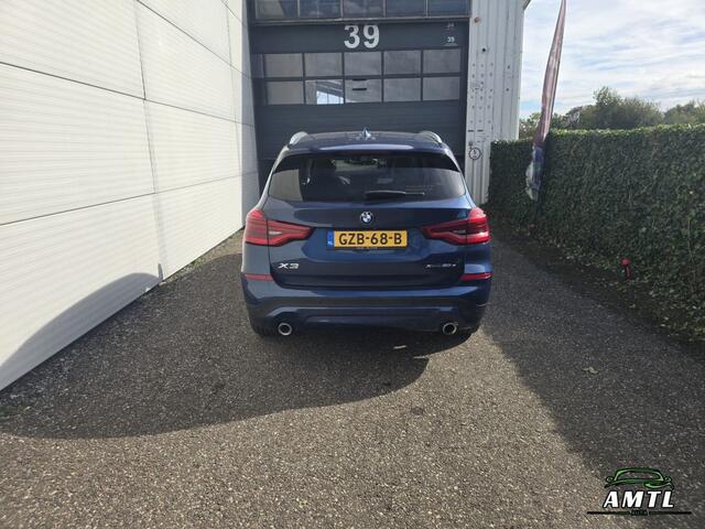 BMW X3 - xDrive30e