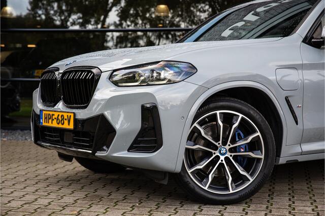 BMW X3 xDrive30e High Executive M-Sport , Brooklyn Grey, Panoramadak, Harman&Kardon, Head-up display,