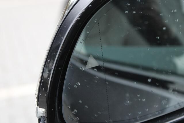 BMW X3 iX3 High Executive / Trekhaak / Sportstoelen / Laserlight / Comfort Access / Head-Up / Parking Assistant Plus / Gesture Control / Stuurverwarming