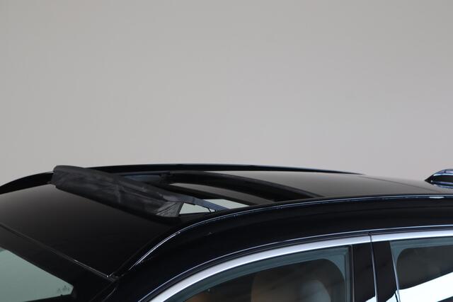 BMW X3 xDrive20i Centennial High Executive - NL- Auto!! Stoelverw I Climate I Parkeersensoren V+A