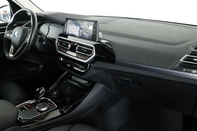 BMW X3 xDrive30e High Executive / LED / Leder / Cam / CarPlay / Trekhaak