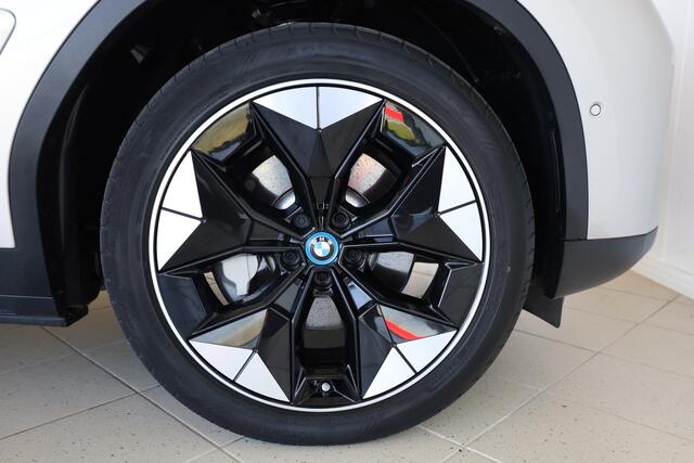 BMW X3 iX3 High Executive