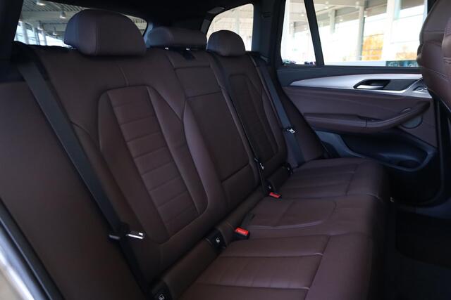 BMW X3 iX3 High Executive