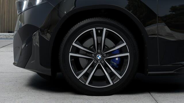 BMW X3 iX3 50 xDrive M Sport / Panoramadak / Multifunctionele Stoelen / Head-Up / Stoelverwarming