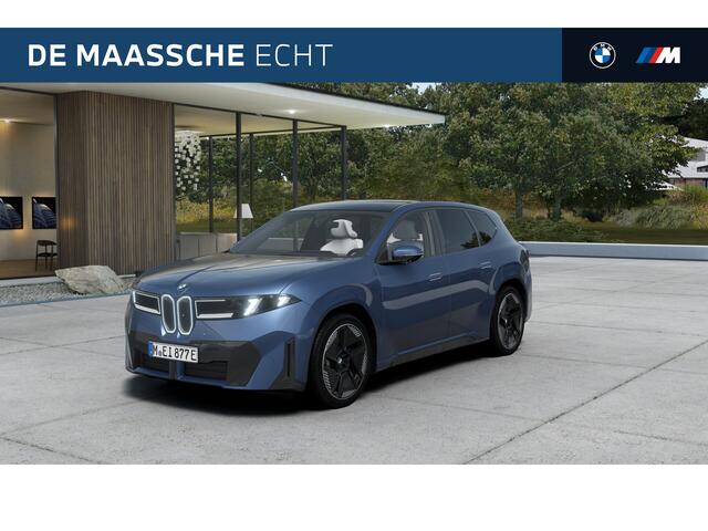 BMW X3 iX3 50 xDrive M Sport / Panoramadak / Trekhaak / Multifunctionele Stoelen / Parking Assistant Plus / Stuurverwarming