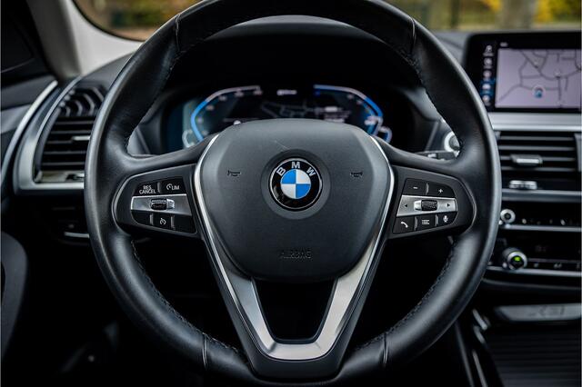 BMW X3 xDrive30e Business HUD 360 Camera Comfort Access