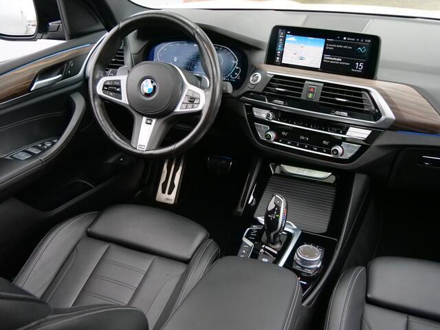 BMW X3 xDrive30e Executive 292 Pk Automaat M-pakket / Leder / Pano-dak / Navi / DAB / 21 inch / Apple Carplay