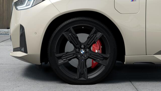 BMW X3 30e xDrive M Sport Automaat / Panoramadak / Trekhaak / Sportstoelen / Stoelventilatie / Comfort Access / Stoelverwarming / Adaptieve LED / Parking Assistant Plus / Harman Kardon