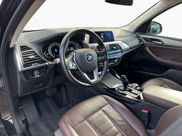 BMW X3 xDrive30e Luxury Line / Navi / DAB / Carplay / LED