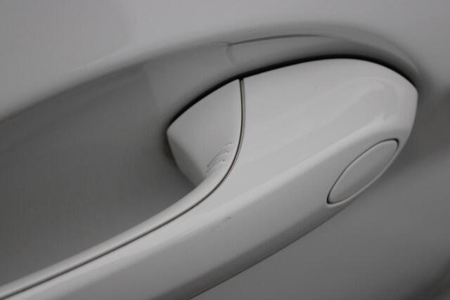 BMW X3 xDrive30i M Sport Automaat / Panoramadak / Sportstoelen / Achteruitrijcamera / LED / Head-Up / Comfort Access / Parking Assistant