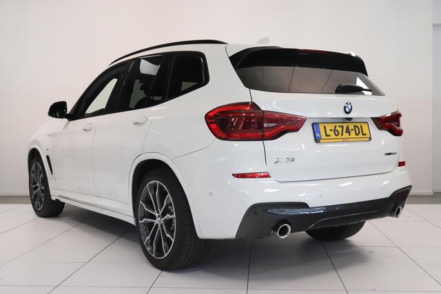 BMW X3 xDrive30i High Executive | M Sport pakket | Camera | Harman Kardon | 20" Lichtmetaal | Smartphone intergratie | Elektr. Achterklep |
