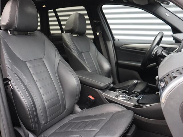 BMW X3 xDrive30i High Executive | M Sportpakket | Panodak | Driving Assistant Plus | Head-Up | Hi-Fi | Parking Assistant Plus | Adaptief Onderstel | Getint Glas | 20'' LMV