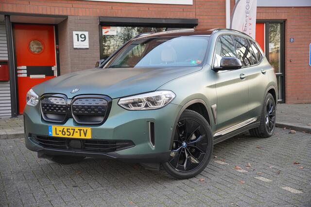 BMW X3 iX3 High Executive 80 kWh / BTW / Panorama / Trekhaak / Co Pilot / Harman Kardon / Memory /