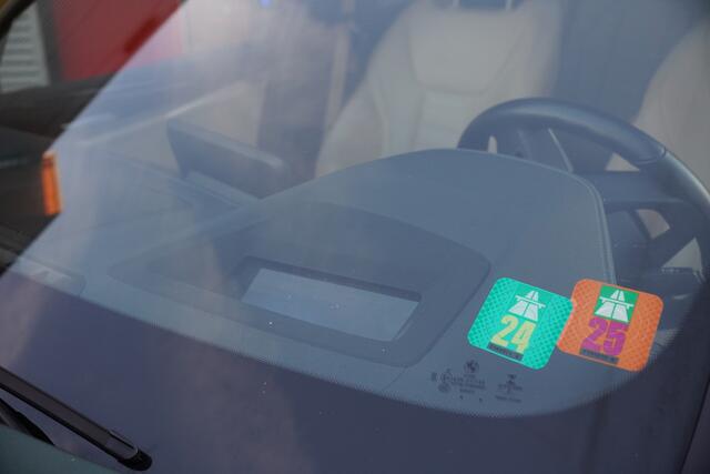 BMW X3 iX3 High Executive 80 kWh / BTW / Panorama / Trekhaak / Co Pilot / Harman Kardon / Memory /