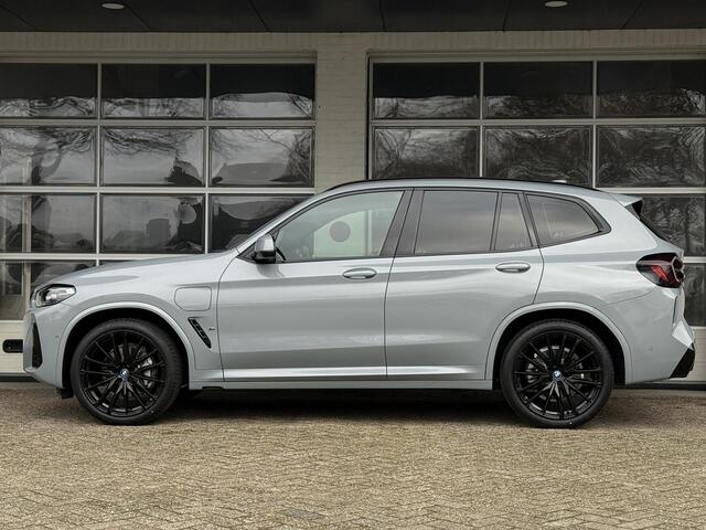 BMW X3 xDrive30e M SPORT | LEDER | CAMERA | KEYLESS ENTRY | BMW LIVE COCKPIT PROFF. |