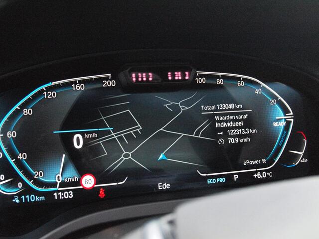 BMW X3 iX3 Executive 80 kWh | Panoramadak | Sfeerverlichting | Camera | Apple Carplay | NL-Auto |