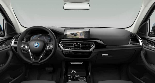 BMW X3 xDrive30e Trekhaak - Panoramadak - Parking Assistant Plus - Getinte Ruiten - Sportstoelen - Comfort Access - Driving Assistant - Hifi - zonneschermen achterportierruiten - Verstelbare rugleuning achter -