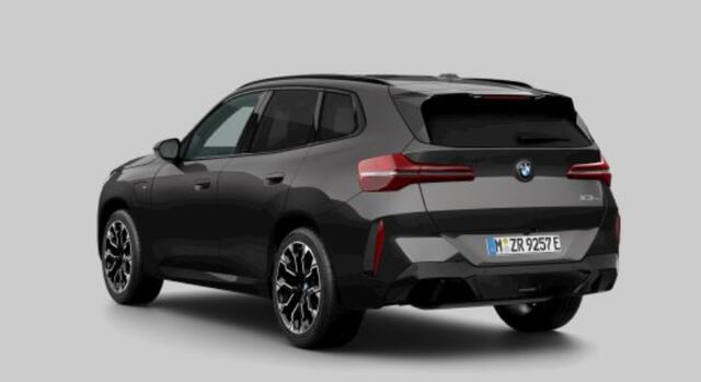 BMW X3 30e xDrive M Sport - Panoramadak - Parking/Driving Assistant Plus - Harman Kardon - Head up - Comfort Access - Elektrisch verwarmde/verstelbare stoelen - Sportstoelen - Getinte Ruiten - Adaptieve LED koplampen -