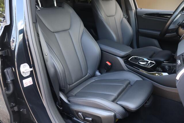 BMW X3 iX3 Executive 80 kWh NL-Auto!! Pano-Dak I Leder I Elek.Stoelen