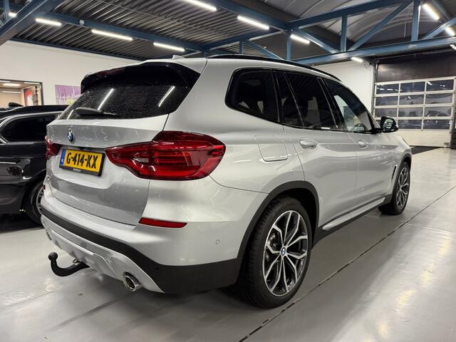 BMW X3 sDrive20i High Executive xLine Panoramadak Trekhaak Lederen interieur