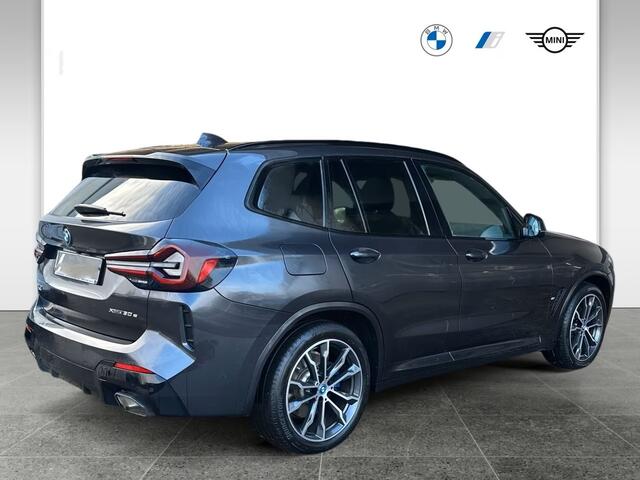 BMW X3 xDrive30e M-SPORT ** LED, NAVI+, PANORAMA. TREKH, M-REMMEN, 20-inch LMV ** 1e EIG - 31.000km (!) - UNFALLFREI ** ** INFORMEER OOK NAAR ONZE AANTREKKELIJKE FINANCIAL-LEASE TARIEVEN **