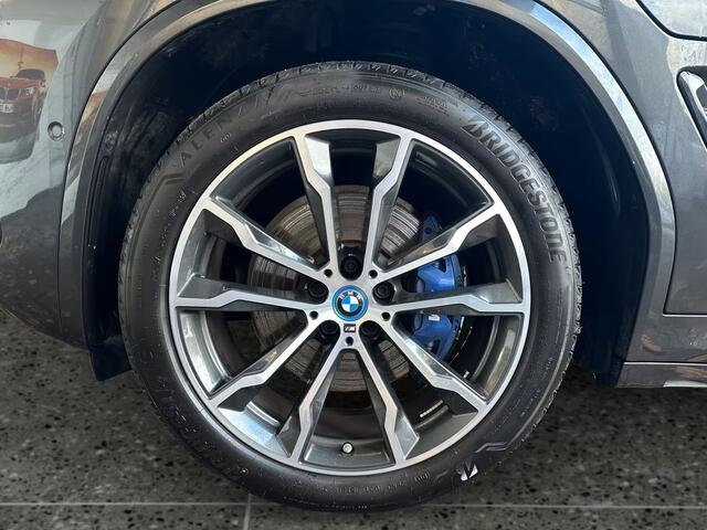 BMW X3 xDrive30e M-SPORT ** LED, NAVI+, PANORAMA. TREKH, M-REMMEN, 20-inch LMV ** 1e EIG - 31.000km (!) - UNFALLFREI ** ** INFORMEER OOK NAAR ONZE AANTREKKELIJKE FINANCIAL-LEASE TARIEVEN **