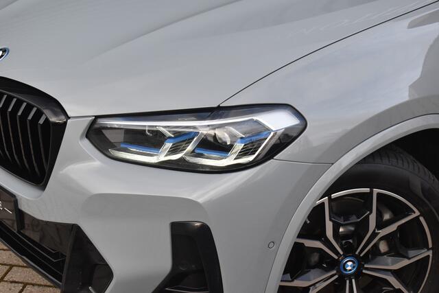 BMW X3 xDrive30e M Sport Shadow | Pano | Laser | Head-Up | Trekhaak | CarPlay | Stuur+Stoelverwarming |