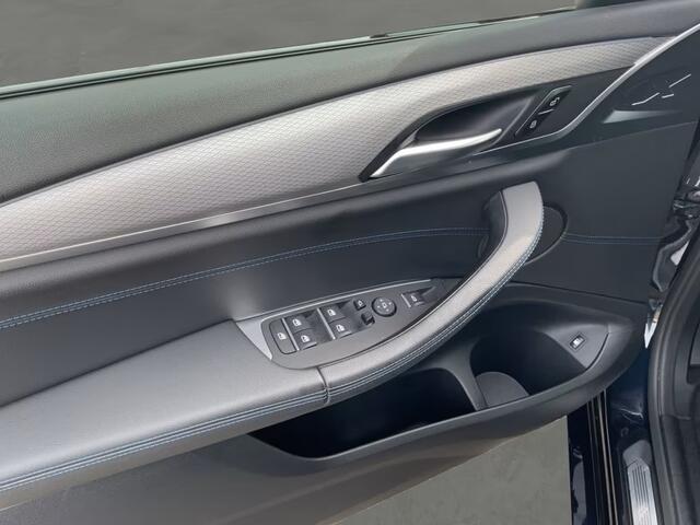 BMW X3 xDrive30e M-SPORT ** LED, NAVI+, PANORAMA, TREKH, KEYLESS, HuD, 19-inch LMV ** 1e EIG - UNFALLFREI - BMW GAR ** ** INFORMEER OOK NAAR ONZE AANTREKKELIJKE FINANCIAL-LEASE TARIEVEN **